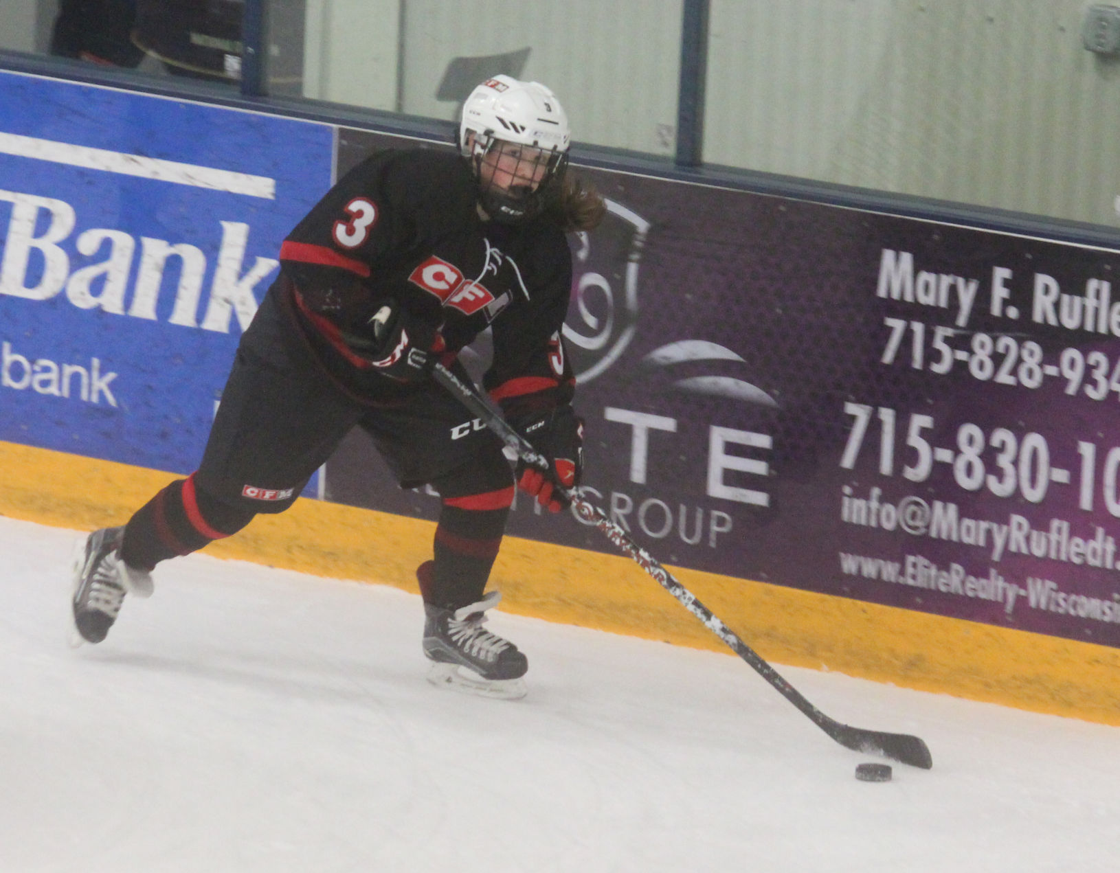 Chi-Hi/Menomonie girls hockey vs Fox Cities at Eau Claire tournament 12-27-17